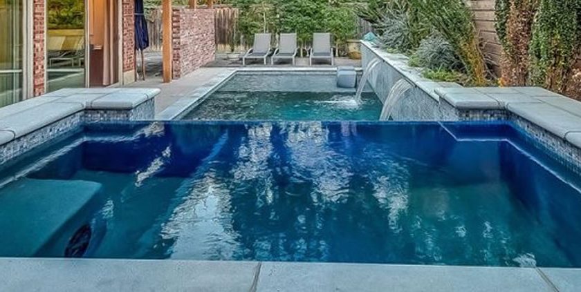 Sleek and Modern Pool Design in Dallas