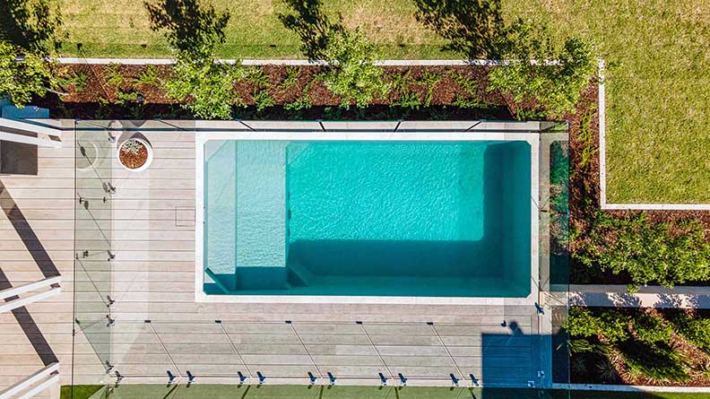 inground plungie pool